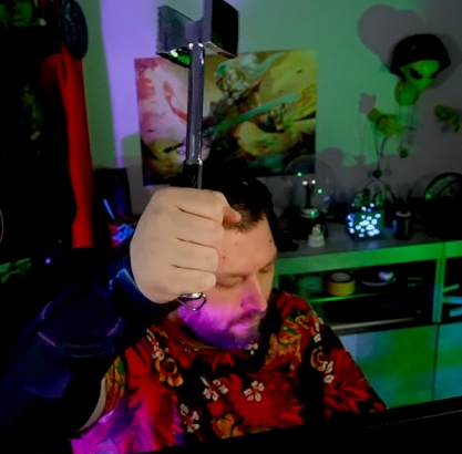 Plik:Młot Thora.png