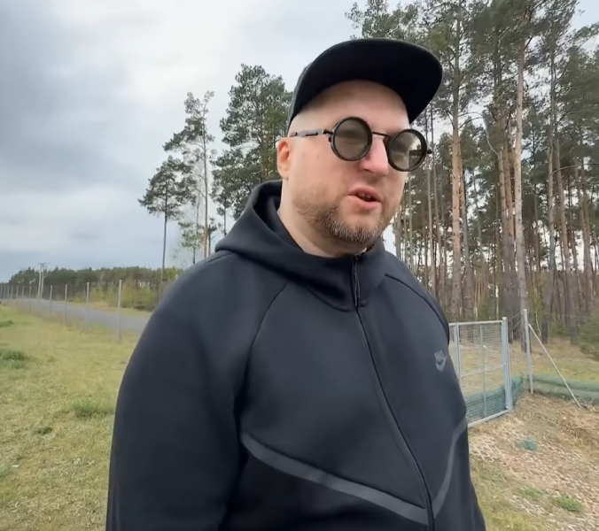 Plik:Nike2.png